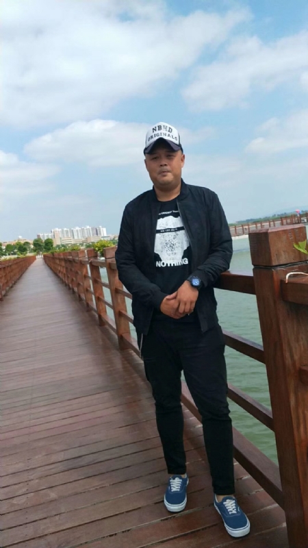 人生如戏的第二张照片--韶关交友中心